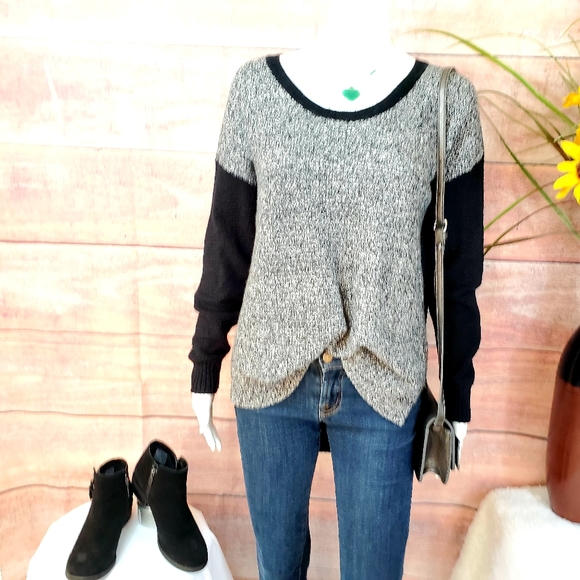 Madewell Sweaters - Madewell soft knit high low color block sweater